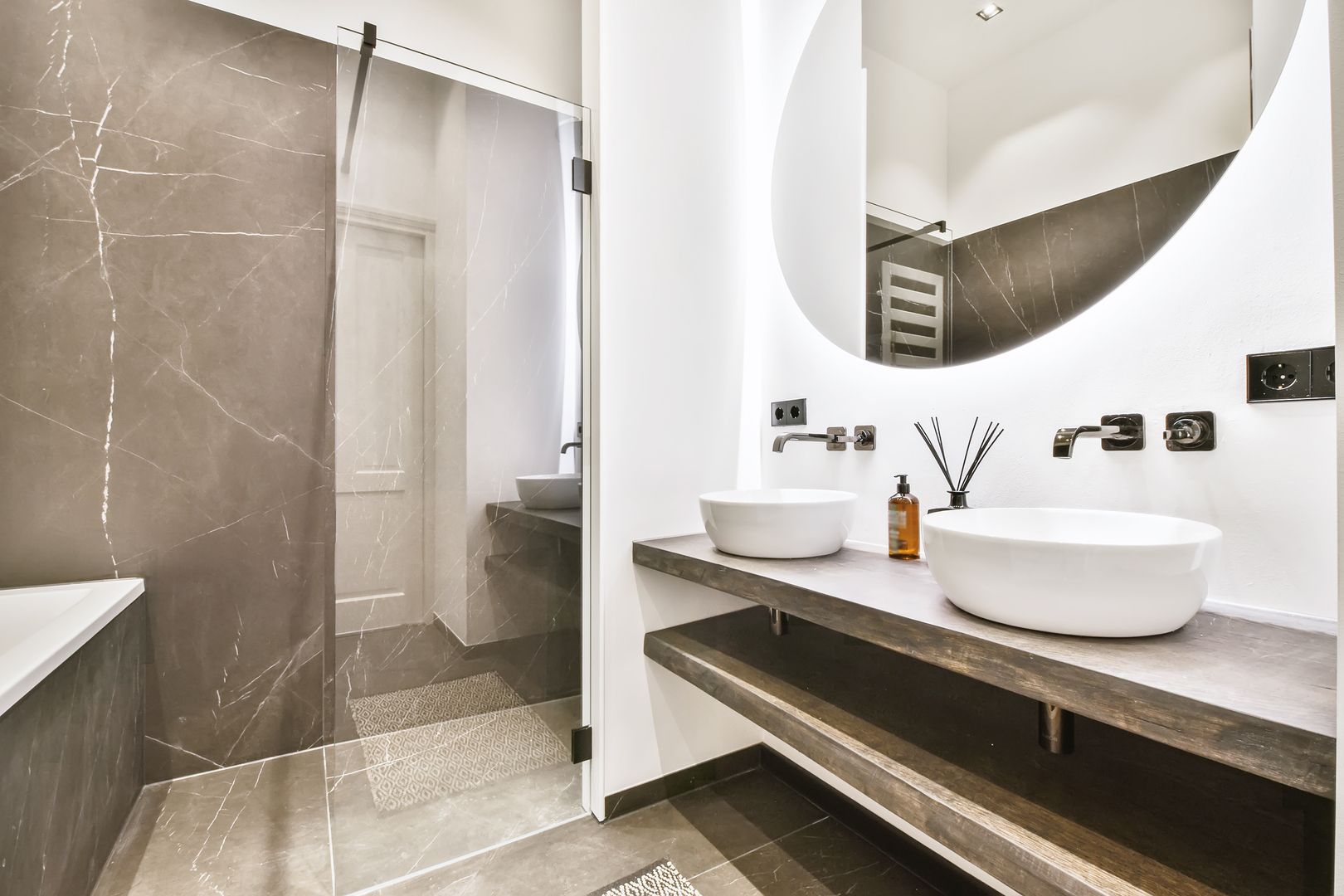 Ein frisch renoviertes Bad